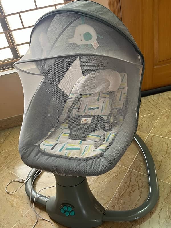 Mastela deluxe multi-functional Bassinet 2