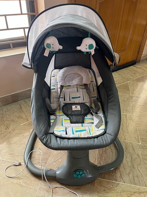 Mastela deluxe multi-functional Bassinet 5