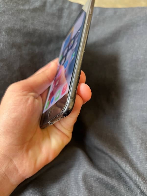 IPhone 7 plus PTA approved 4