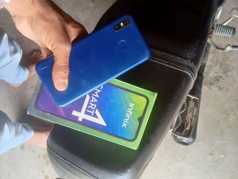 Infinix smart 4 2/32 0