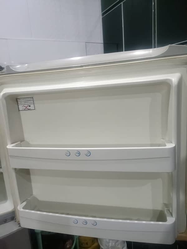 Haier Refrigerator jumbo size 2