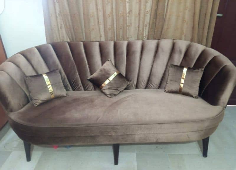 Brown sofa set 0