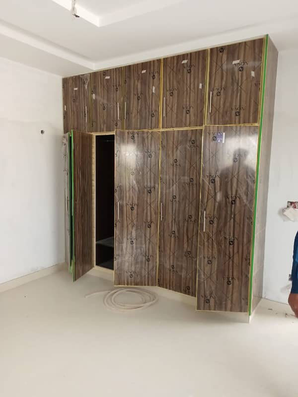 3 Marla Flat For Rent In UET Society College Road Lhr 1