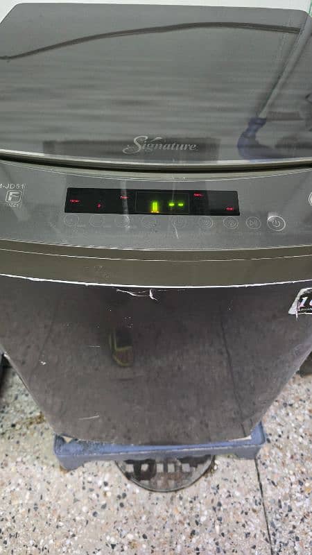 Signature Fully Automatic Washing Machine 12 KGs 1
