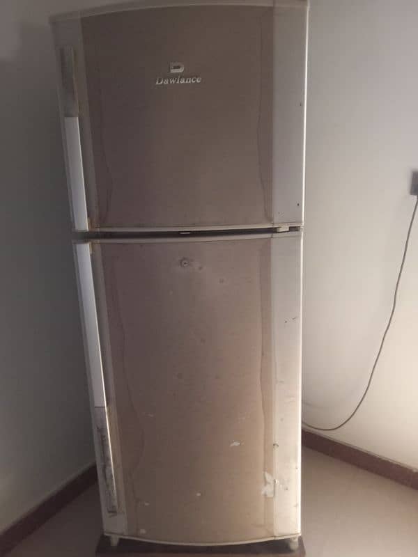 dawlance De-FROST REFRIGERATOR FRIDGE 0