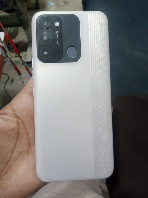Tecno spark 8c 4 64 urgent sale 1