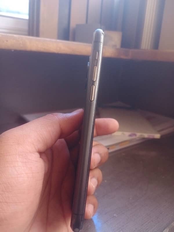 Iphone 11 pro dual sim Pta approved 2