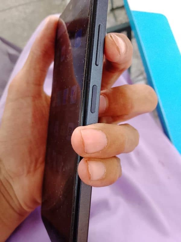infinix smart 8 pro 3