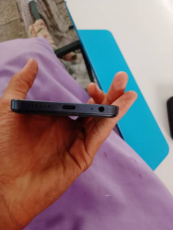 infinix smart 8 pro 4