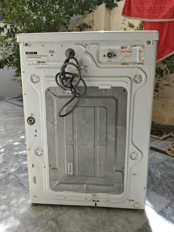 Daewoo front load washing machine 1
