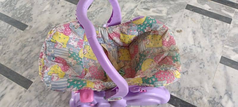 Baby cot 2 pieces. The swing set can be removed. 1