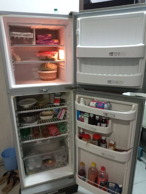 Orient fridge 12 cubft. 1