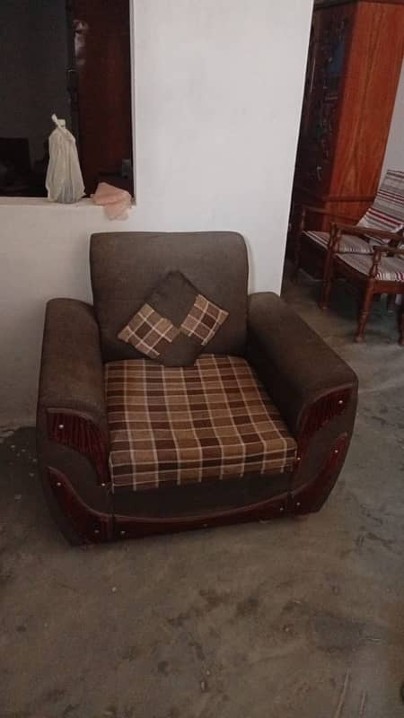 sofa for sale urgent 1