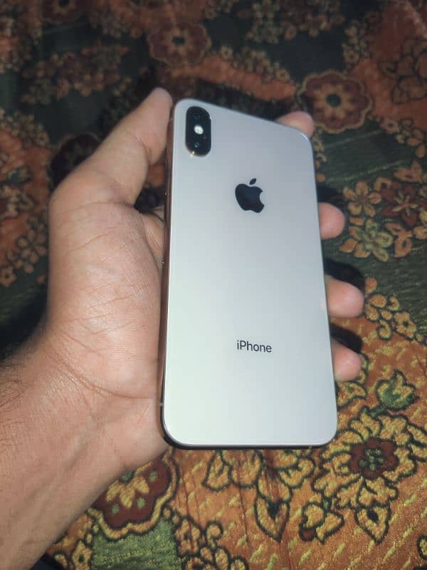 IPHONE XS PTA APPROVED. . 0