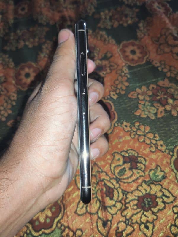 IPHONE XS PTA APPROVED. . 2