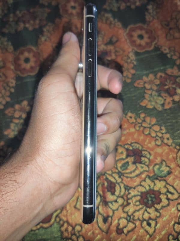 IPHONE XS PTA APPROVED. . 3