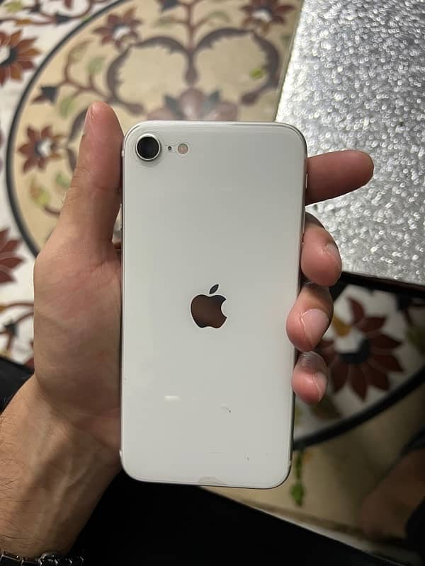 Iphone se2020{256GB PTA APPROVED 1