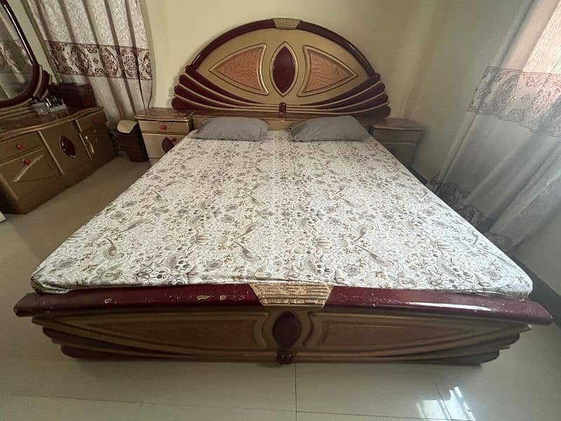 BED SET FOR SALE IN BEST PRICE |BED|SIDE TABLE|ALMIRAH|DRESSING TABLE| 1
