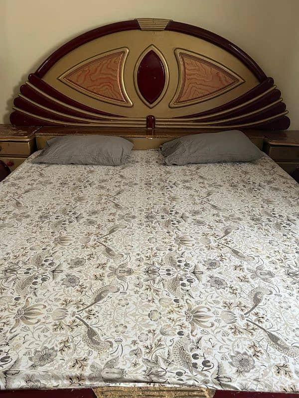 BED SET FOR SALE IN BEST PRICE |BED|SIDE TABLE|ALMIRAH|DRESSING TABLE| 2