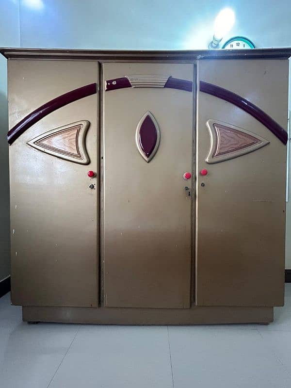 BED SET FOR SALE IN BEST PRICE |BED|SIDE TABLE|ALMIRAH|DRESSING TABLE| 7