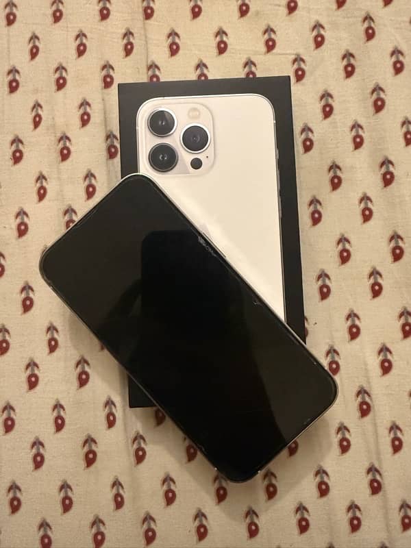 iphone 13 pro 2