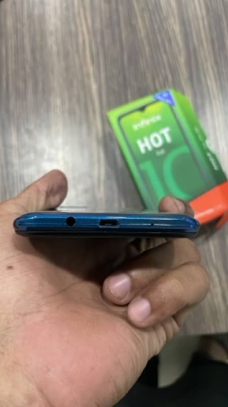 Infinix Hot 10 Play 4/64 3