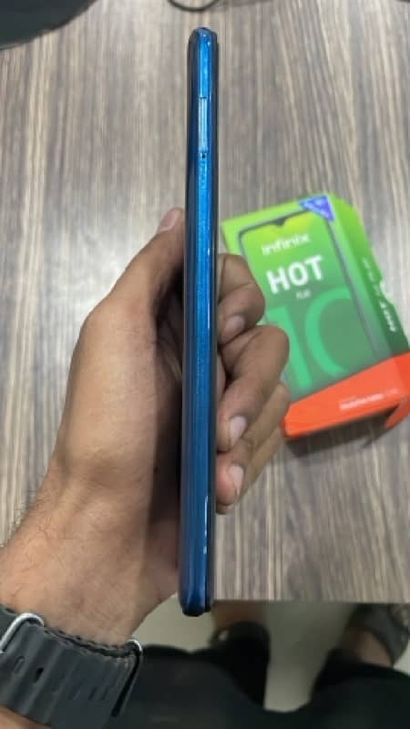 Infinix Hot 10 Play 4/64 5