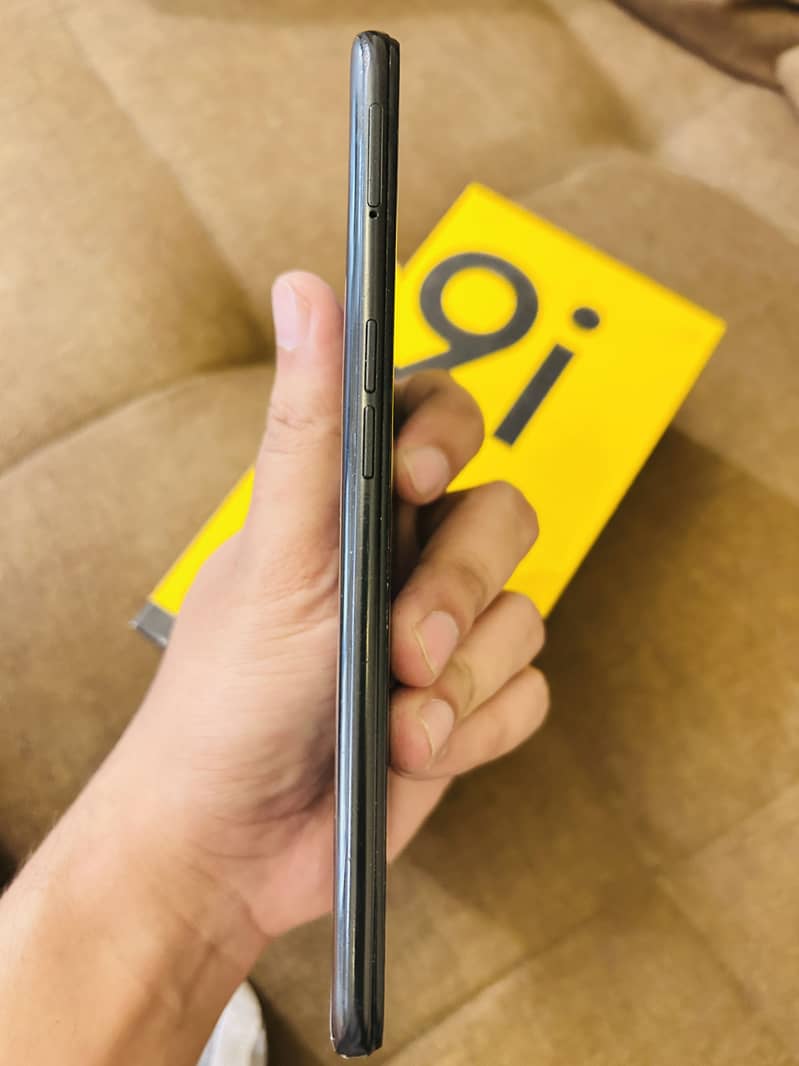 Realme 9i 6/128 - V Good Condition - Complete Box - No Fault 7