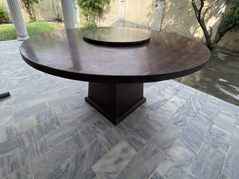 Dining Table 0