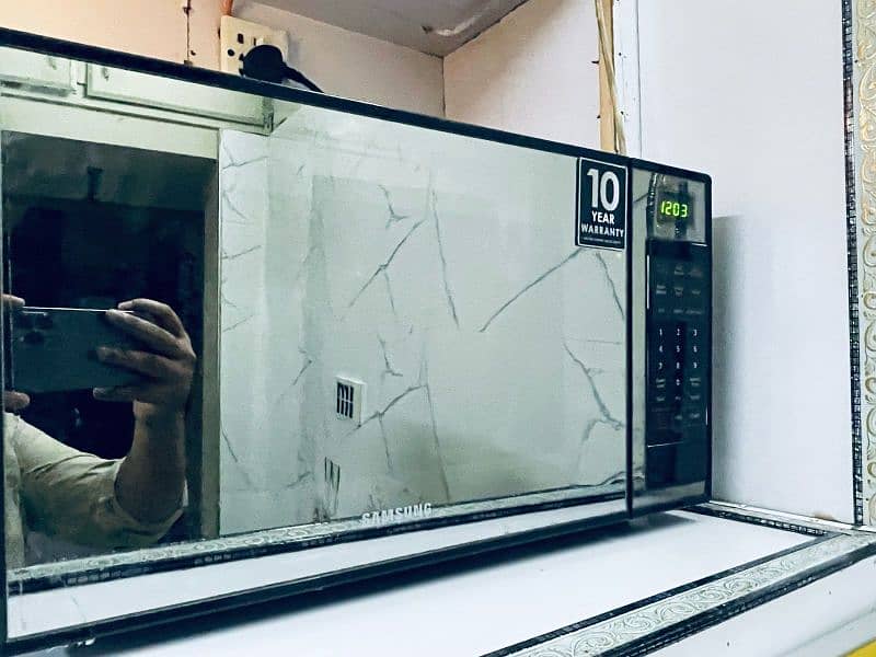 samsung microwave 1 year used without Box 7
