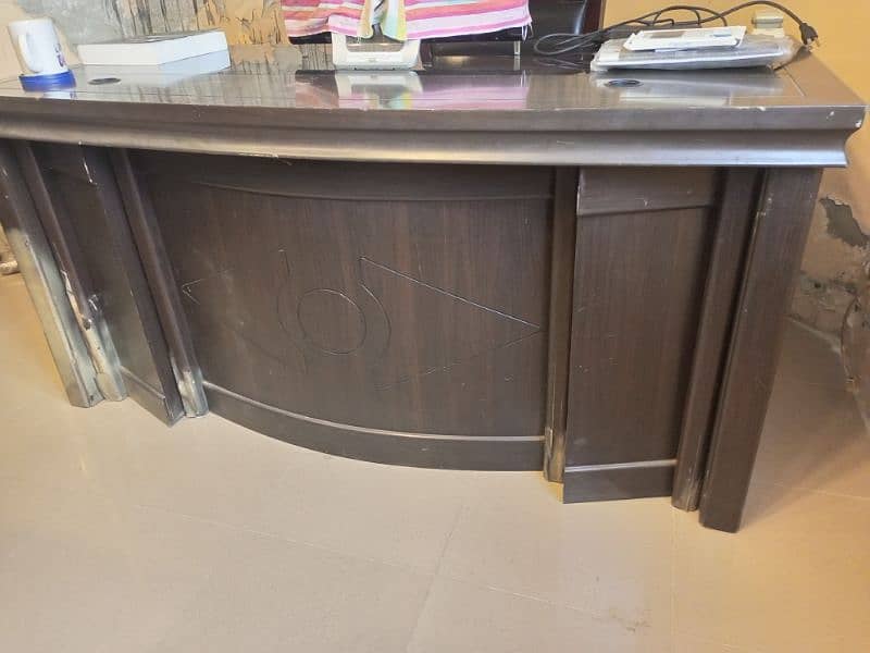 important 3 pcs executive table for sale 0