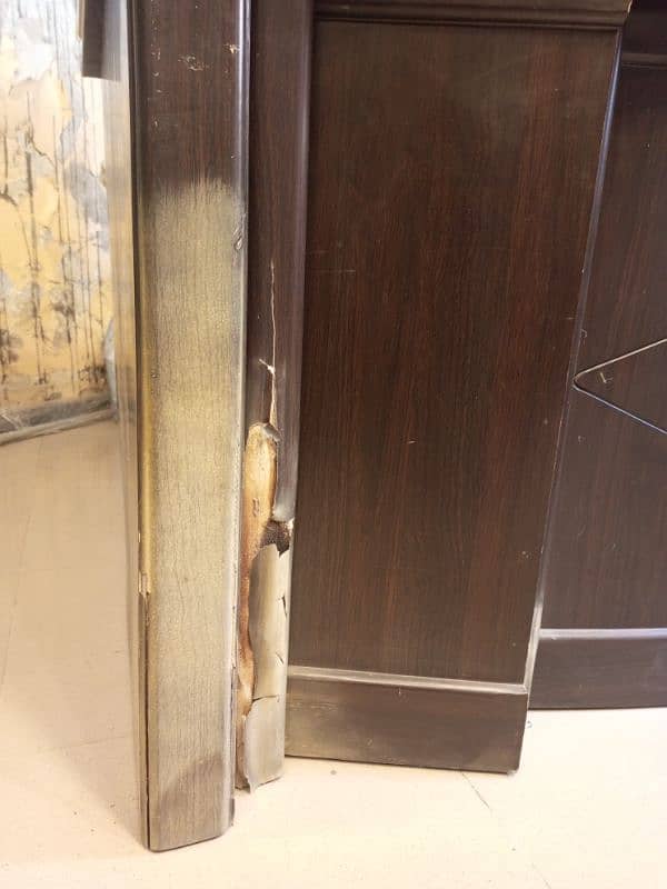 important 3 pcs executive table for sale 2