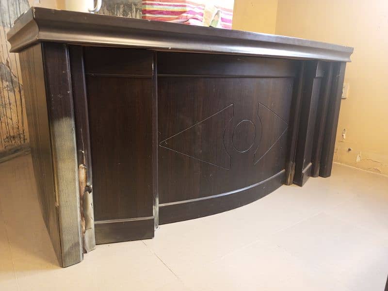 important 3 pcs executive table for sale 5