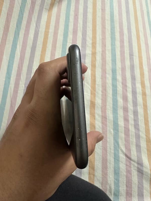 iPhone 8plus non pta 3