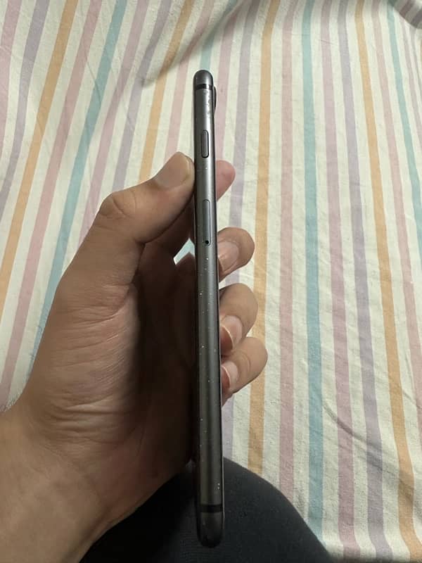 iPhone 8plus non pta 4