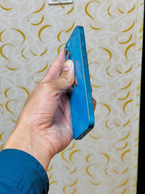 Iphone 13 Blue JV  9.9/10 Condition Almost 10/10 4