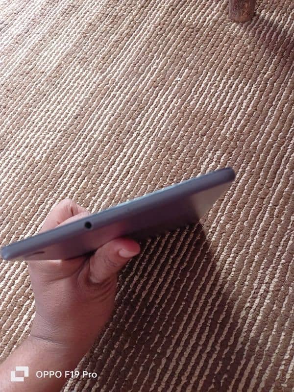 Samsung galaxy tab A 2020 Sim 3/32 1