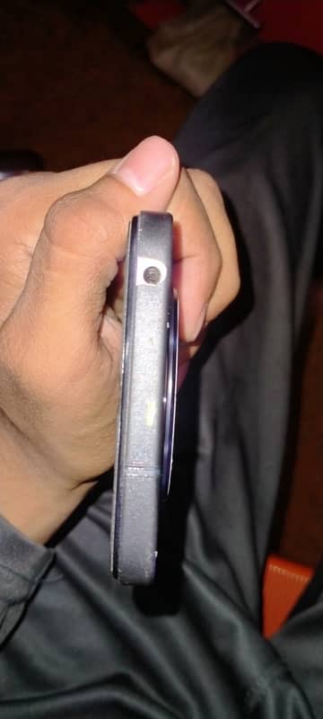 readmi 14c 6 128 gb 1month used new phone 3