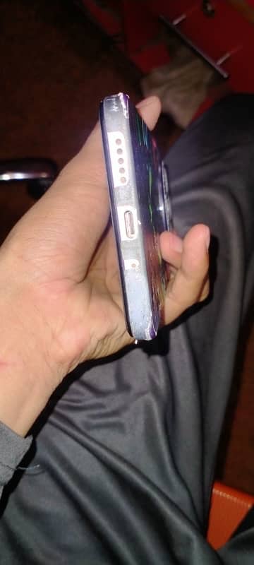 readmi 14c 6 128 gb 1month used new phone 4