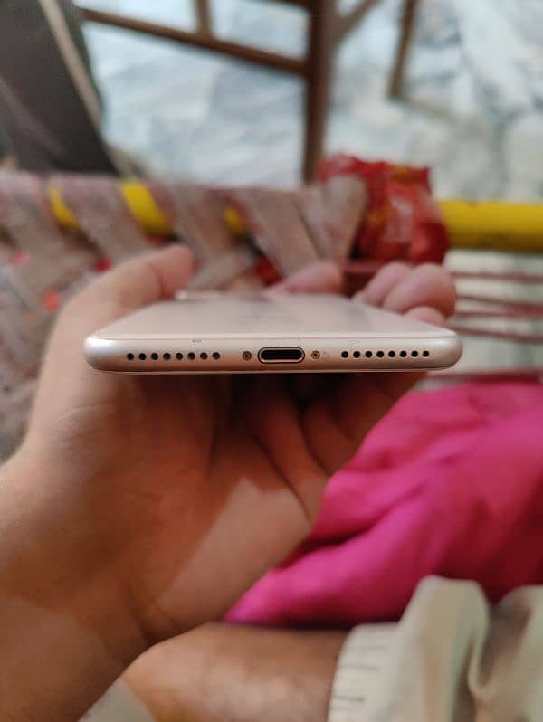 IPhone 8+ 64GB 3