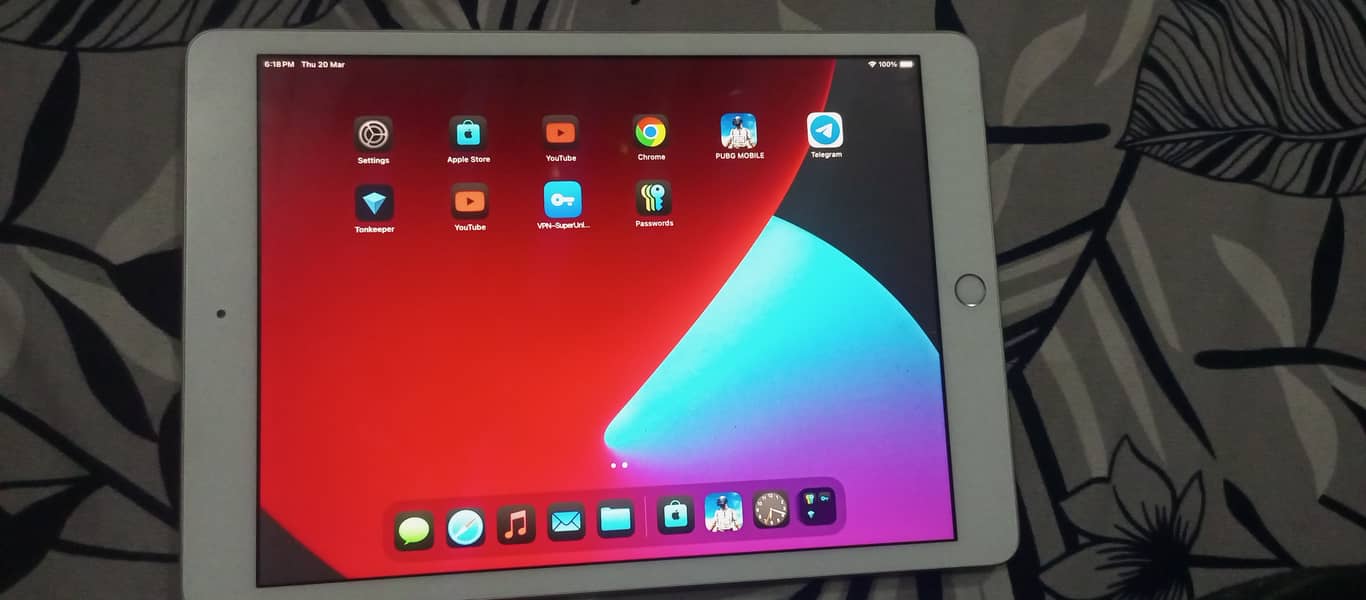 iPad 8th Generation 128GB - Best for PUBG Gaming 1