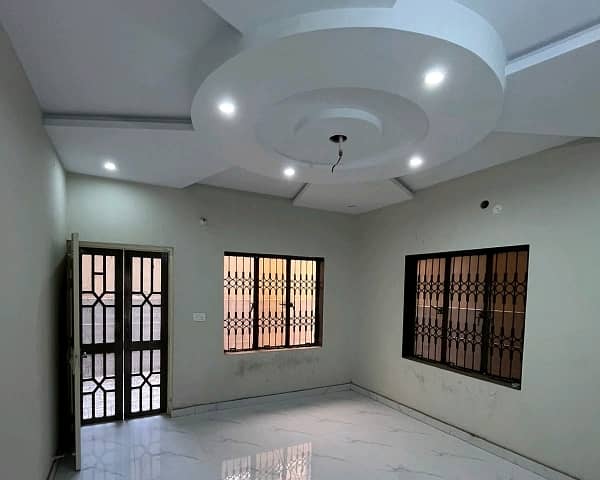 A Spacious 24 Marla House In Model Town - Block H 2