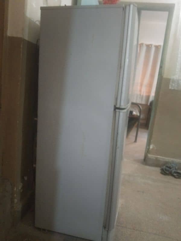 PEL Refrigerator Medium Size for Sale 1