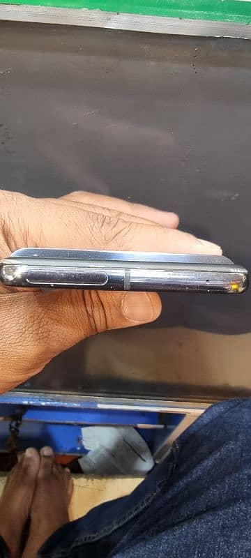 Google pixel 8 pro lush condition plus battery 3