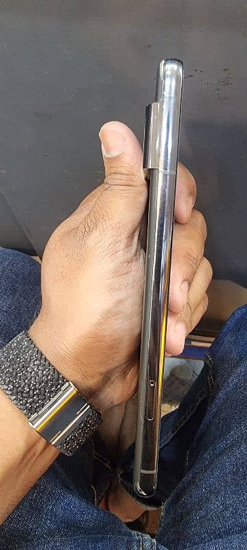 Google pixel 8 pro lush condition plus battery 5