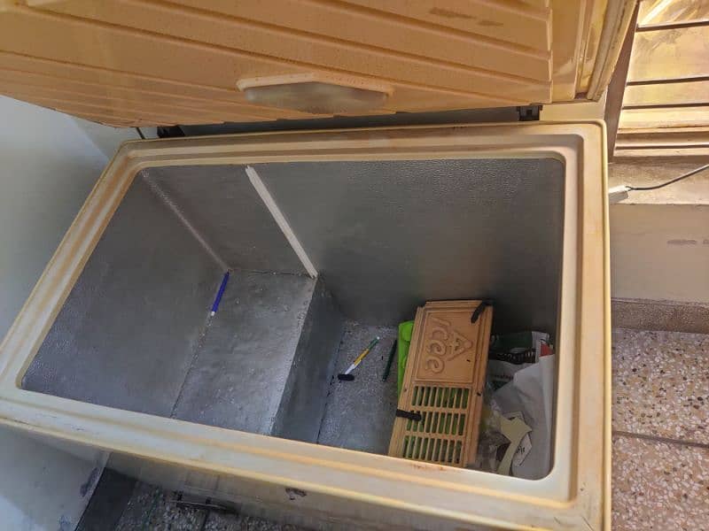 icee deep freezer 1