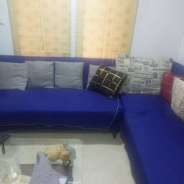 L shape sofa like new condition. sale urgent. 2