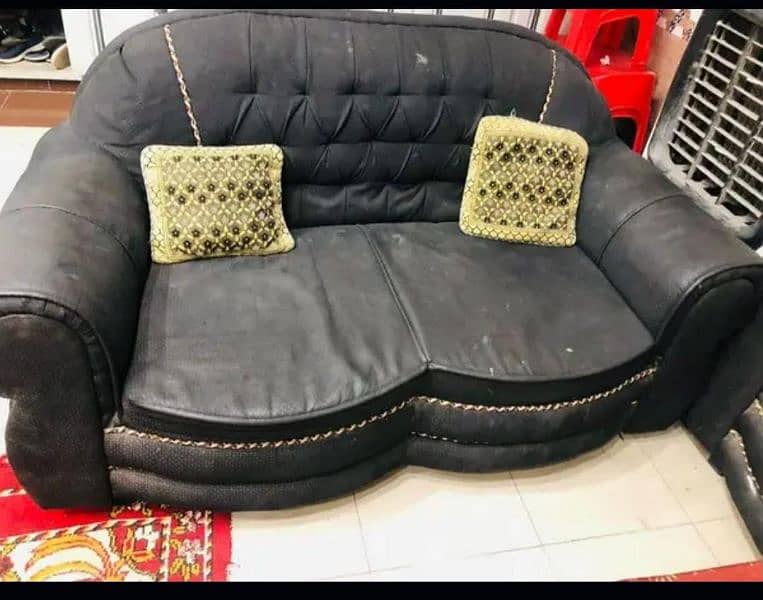 6 seater sofa set In black color 1