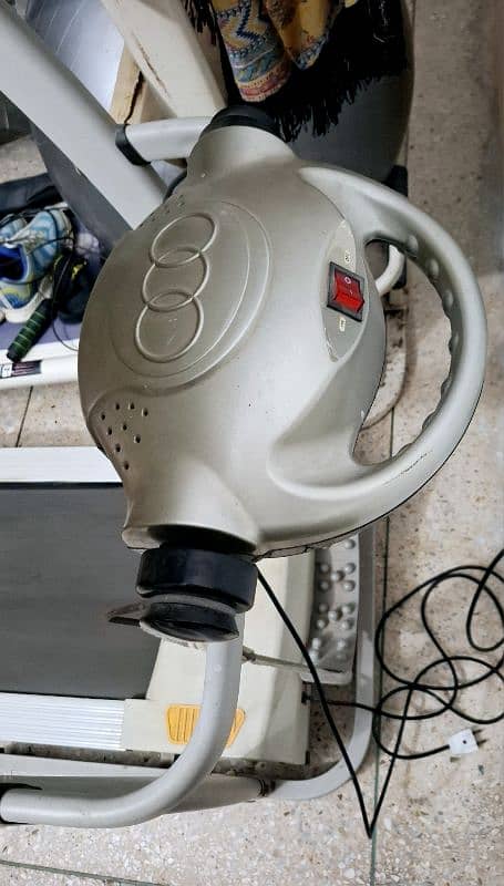 Trademill and Viberator Massage Machine 2
