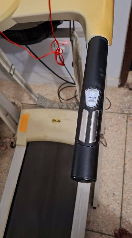 Trademill and Viberator Massage Machine 5